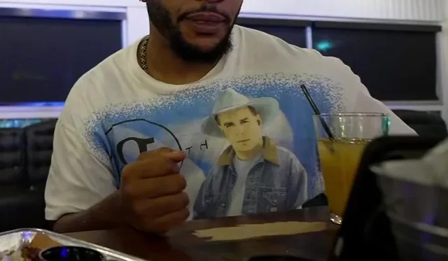 White T-Shirt, White / Blue