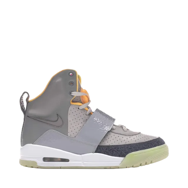 Nike Sneakers in Light Gray / White / Glow Green