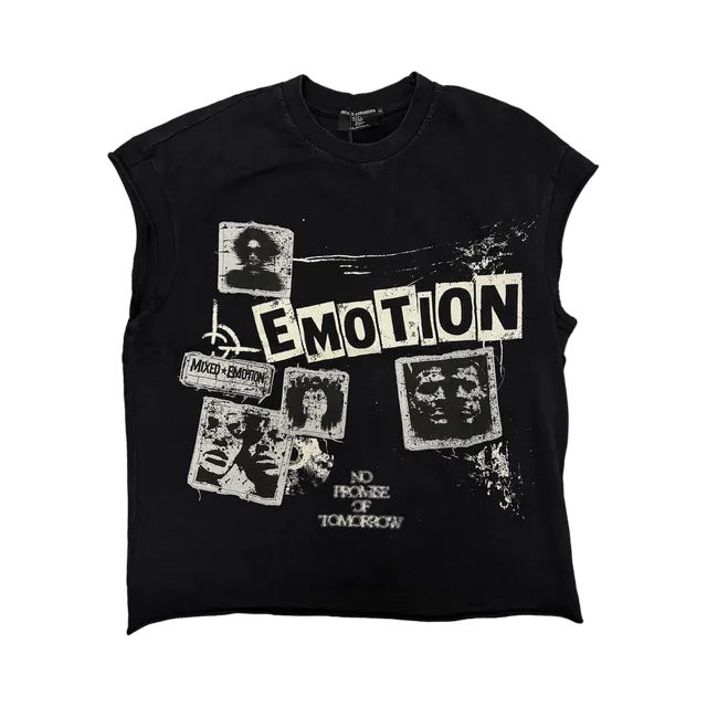 Black T-Shirt in Black / White